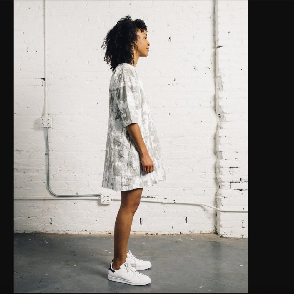 Gray Abstract Mini Dress - Picture 5 of 11